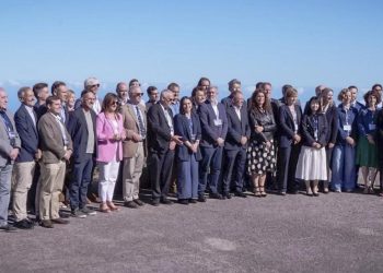 Clavijo y el director del IAC posicionan a La Palma como sede del Telescopio de Treinta Metros en la jornada ‘DiploInnova’