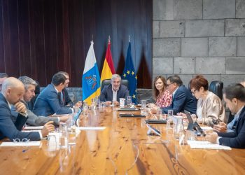 Canarias abre el plazo para solicitar el Bono Alquiler Joven: hasta 250 euros al mes para menores de 35 años