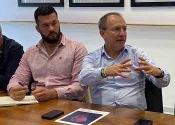 El Cabildo abona las ayudas a la movilidad a 976 estudiantes de La Palma