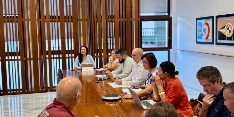 El Cabildo autoriza el acceso a más inmuebles en Puerto Naos, superando los 1.040 autorizados en la costa