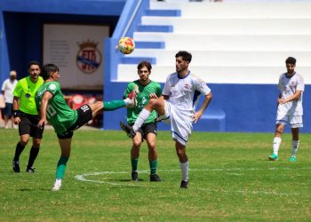 El Atlético Paso conquista el derbi ante más de 1.200 aficionados en una jornada histórica