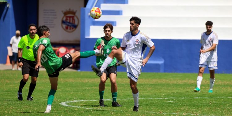 El Atlético Paso conquista el derbi ante más de 1.200 aficionados en una jornada histórica