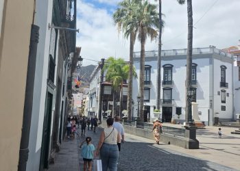Las Dos Caras de La Palma: el declive de la capital frente al auge imparable de Los Llanos