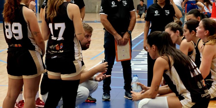 La EB Felipe Antón cae ante el Tenerife Central (54-67) en el inicio de la Primera Nacional Femenina