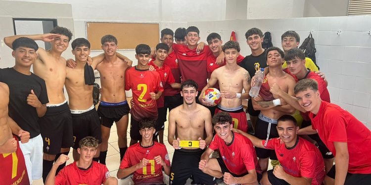 El Mensajero Juvenil golea y se mantiene líder invicto en una jornada de derrotas para el primer equipo y el Argual