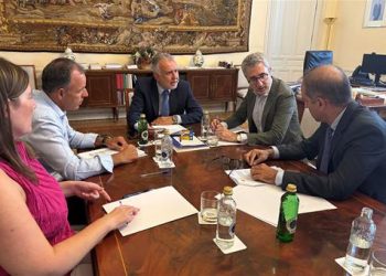 Clavijo y el ministro Torres presiden hoy en La Palma la XIV Comisión Mixta para la Reconstrucción de la isla