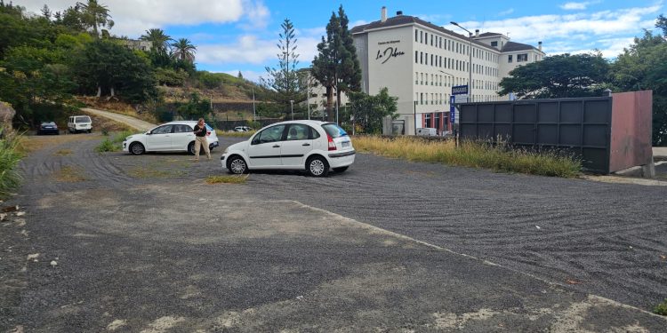 El Cabildo da respuesta a una demanda histórica con 50 nuevos aparcamientos en el Centro de Mayores La Dehesa