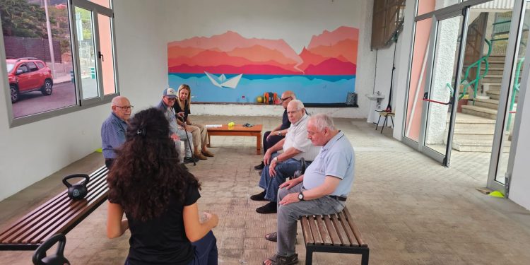 El Cabildo implanta un programa de ejercicio físico en La Dehesa para mejorar la autonomía de los mayores