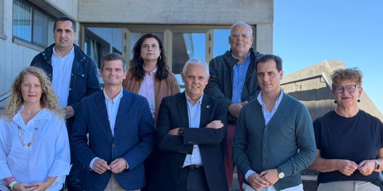 El PP nacional se vuelca con La Palma: Parlamentarios visitan el Roque para reafirmar su apoyo a la candidatura del TMT