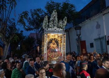 El Cabildo habilita guaguas gratuitas para la histórica peregrinación de la Virgen por Todoque y el Cementerio de Las Manchas este sábado