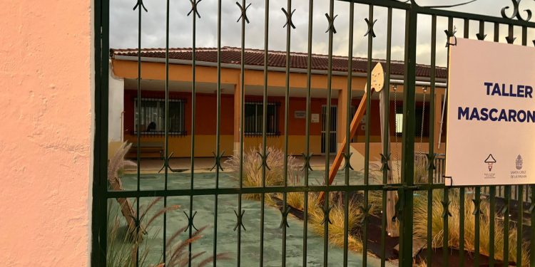 El PSOE propone convertir la antigua escuela unitaria de Las Nieves en una escuela infantil