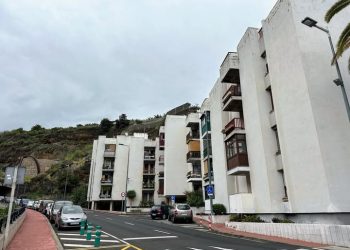 Santa Cruz de La Palma licita por casi 500.000 euros la rehabilitación de nueve bloques en la urbanización Benahoare