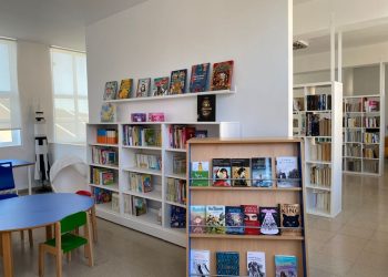 El PSOE de Fuencaliente pide al alcalde que no dilate más el homenaje a la bibliotecaria Carmen Teresa Gómez