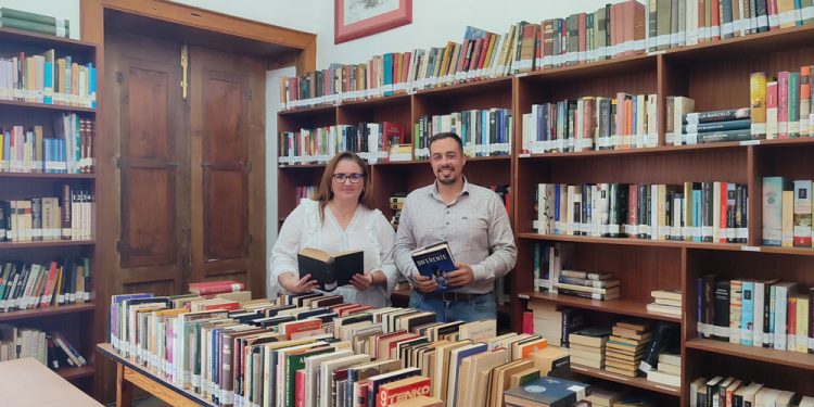 El Ayuntamiento de Villa de Mazo se une al programa literario «Punto y Aparte»