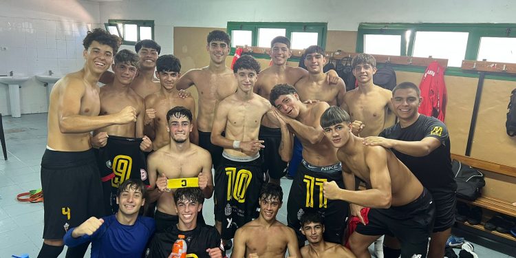 El Mensajero juvenil golea en Fuerteventura y el Victoria se lleva el derbi de Preferente por la mínima
