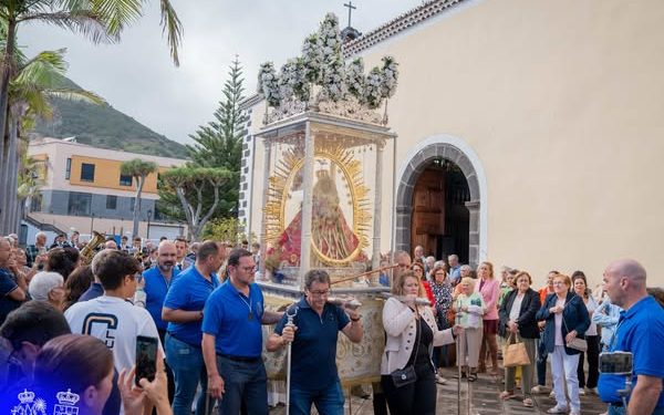 La Virgen de las Nieves continúa su histórica peregrinación y visitará Barlovento y Garafía la próxima semana