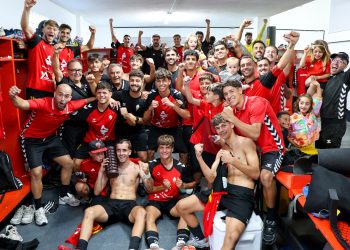 Un Mensajero de ‘playoff’ liquida al Real Unión (2-0) con una ‘rabona’ mágica y ya espera el derbi
