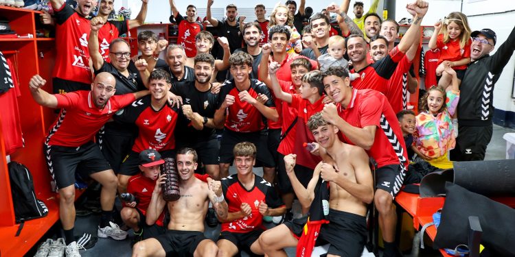 Un Mensajero de ‘playoff’ liquida al Real Unión (2-0) con una ‘rabona’ mágica y ya espera el derbi