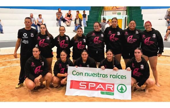 ¡Gesta en Fuerteventura! La cadete Lucía Afonso tumba a la estrella Estefanía Ramírez y da la victoria al Tenercina (11-12)