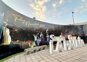 El «Km 0» de la capital ya mira al 5 de enero: Santa Cruz estrena una panorámica gigante dedicada al Auto de Reyes
