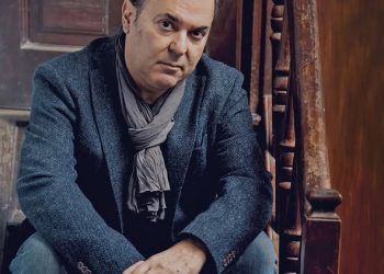 El misterio toma el Convento: El Club SentiLibro analiza la obra de Luis Castañeda, el escritor del momento en La Palma