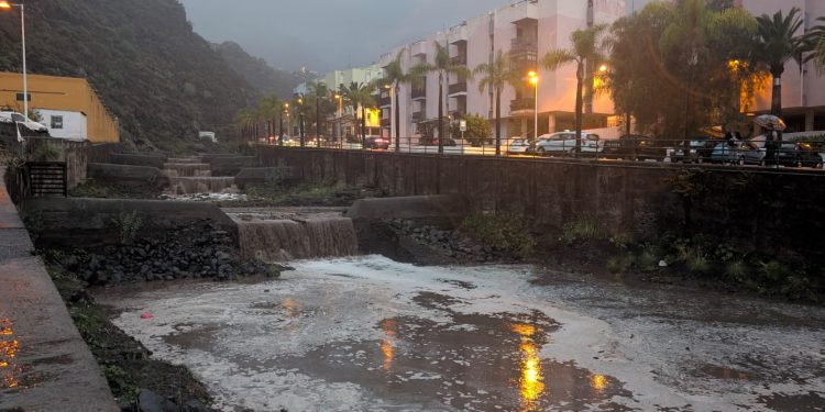 El norte toma el relevo del agua: Garafía roza los 90 litros este sábado antes del fin de la alerta amarilla