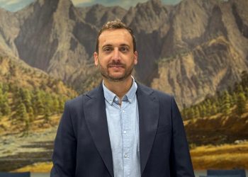 CC bloquea en el Cabildo la propuesta del PP para el «Bono Retorno Canario» pese al apoyo del PSOE