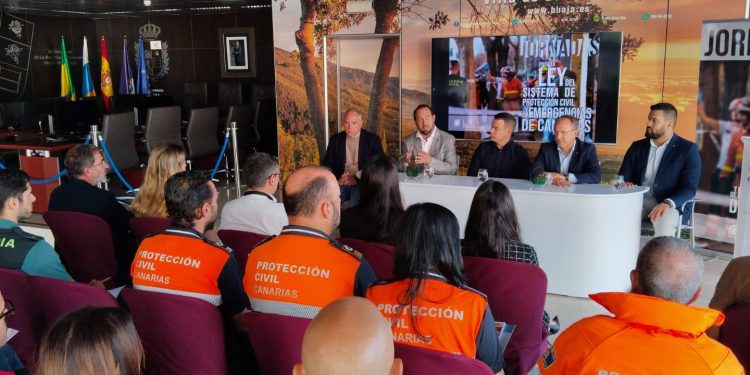 La experiencia de La Palma moldeará la futura seguridad de Canarias: la Ley de Protección Civil integrará la ‘Ley de Volcanes’