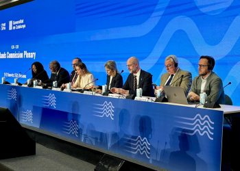 Canarias planta cara en Europa y exige una «estrategia valiente» para limitar la compra de vivienda a no residentes