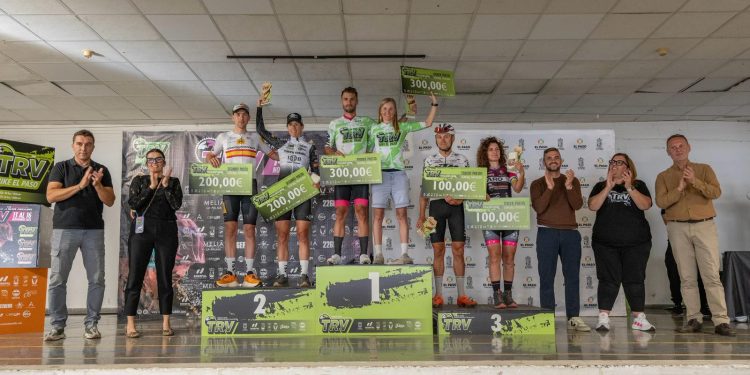 El palmero Pedro Rodríguez se impone en El Paso ante un Campeón de España y un olímpico en una Transvulcania Bike vibrante