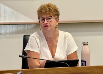 «O se licitan ya las residencias de El Paso y La Dehesa o perderemos 11,5 millones de Europa»
