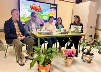 Ciencia, emoción y memoria se unen en El Paso con la presentación de ‘Los Volkis en La Palma’ ante la comunidad educativa