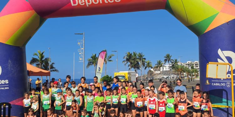 Puerto Naos marca el ritmo: Las promesas del atletismo palmero desafían el frío en una exitosa jornada de Campo a Través