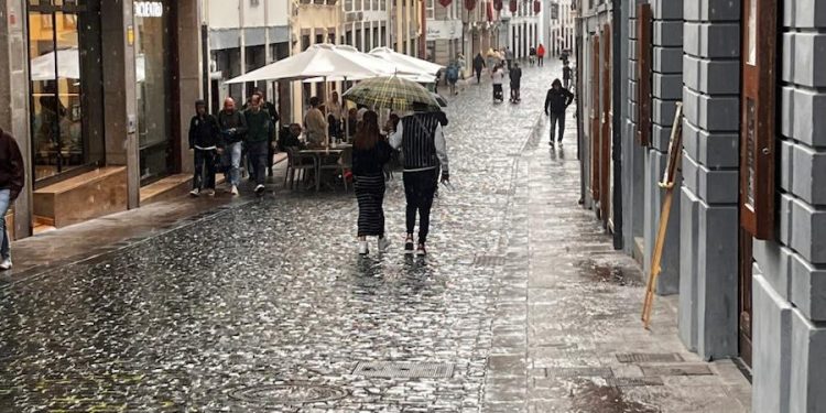 El Gobierno de Canarias declara Alerta en La Palma por viento, oleaje y lluvias para Año Nuevo