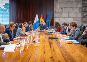 Inversión histórica para blindar los cuidados: Canarias aprueba más de 1.100 millones para asegurar la Dependencia hasta 2028