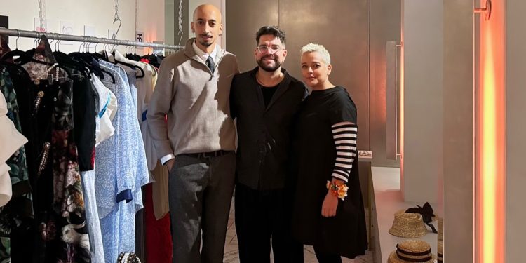 La moda de La Palma seduce a la ‘jet set’ y a la prensa nacional en el corazón de Madrid