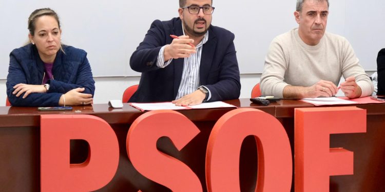 El PSOE tilda la gestión de CC de «maleta pesada» y denuncia parálisis en vivienda y la carretera LP-2
