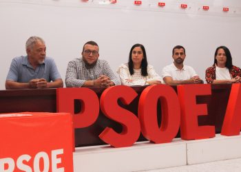 Unanimidad histórica en la capital: El Ayuntamiento retira la Medalla de Oro a Franco y Blas Pérez González 83 años después