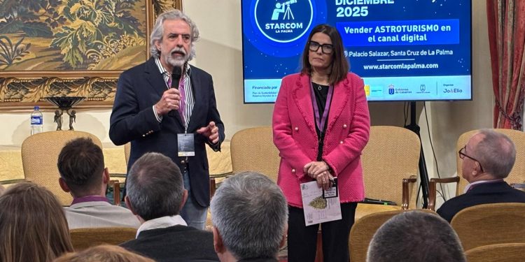 El Cabildo impulsa la profesionalización del sector astroturístico con la celebración de la primera edición de ‘Starcom La Palma’