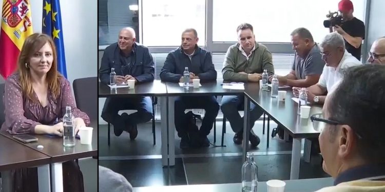 Luz al final del túnel para el plátano: El Gobierno garantiza el pago «inminente» de los 100 millones mientras ASEPALMA exige al Estado su parte
