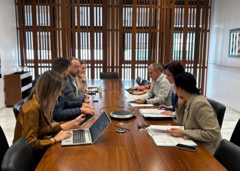 Cabildo y Gobierno de Canarias blindan la atención a la dependencia hasta 2028 con una inversión de casi 120 millones de euros