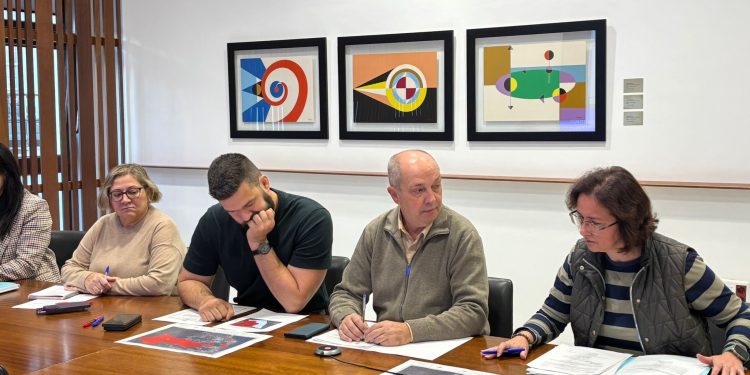 Más de 1.100 familias de Puerto Naos y La Bombilla han podido regresar a sus casas gracias al control de gases