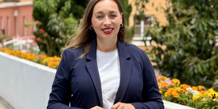 Melisa Rodríguez: «El sector comercial de Breña Alta necesita una estrategia municipal estable que no dependa de campañas puntuales»