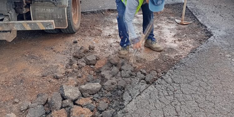 El Cabildo mejora la seguridad vial en Barlovento con el reasfaltado de Las Cabezadas