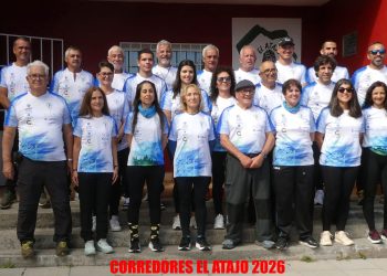 El Club Caminantes El Atajo presenta a su equipo de corredores para una brillante 15ª temporada