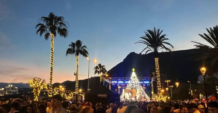 Santa Cruz de La Palma consolida el éxito de su fin de año australiano en una jornada festiva que recorrió toda la isla