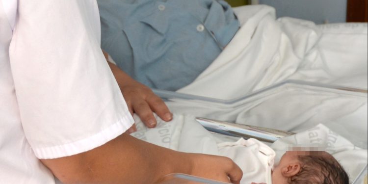 El primer nacimiento de 2026 en los hospitales públicos de Canarias tuvo lugar en La Palma