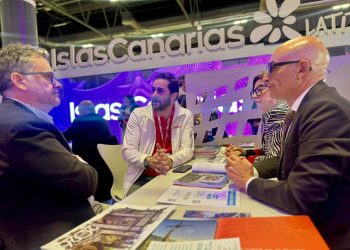 Los Llanos de Aridane estrecha contactos en FITUR con Booking y Civitatis para captar inversión