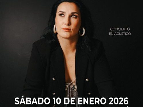 Flavia Cruz lleva la intimidad de su álbum «Al Cielo» a la Plaza de Las Madres en un formato acústico a la luz de las velas