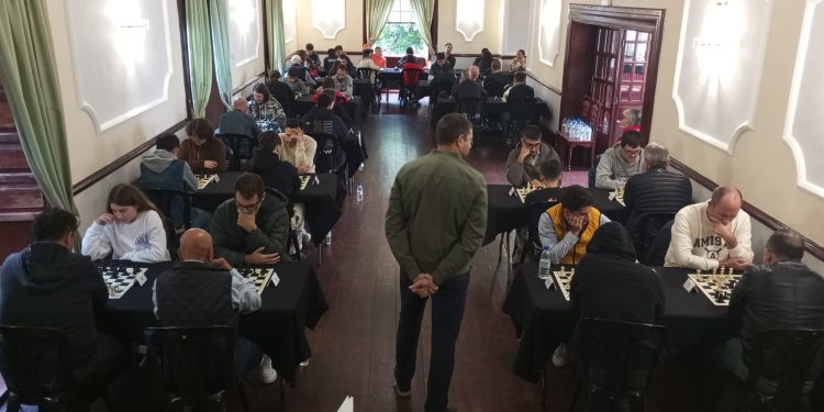 El MF cubano Héctor Gil impone su ley en el torneo de Reyes de la Real Sociedad Aridane en un duelo de alto voltaje